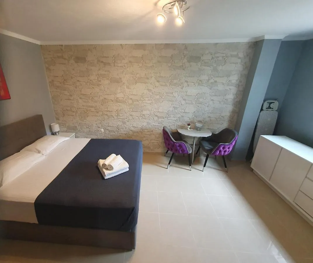Dave Apartment Nikiti  0*, Nikiti (Sithonia)